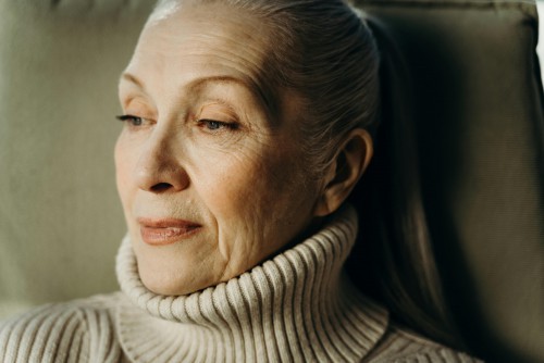 Natural Anti-Aging Tips Every Woman Should Know